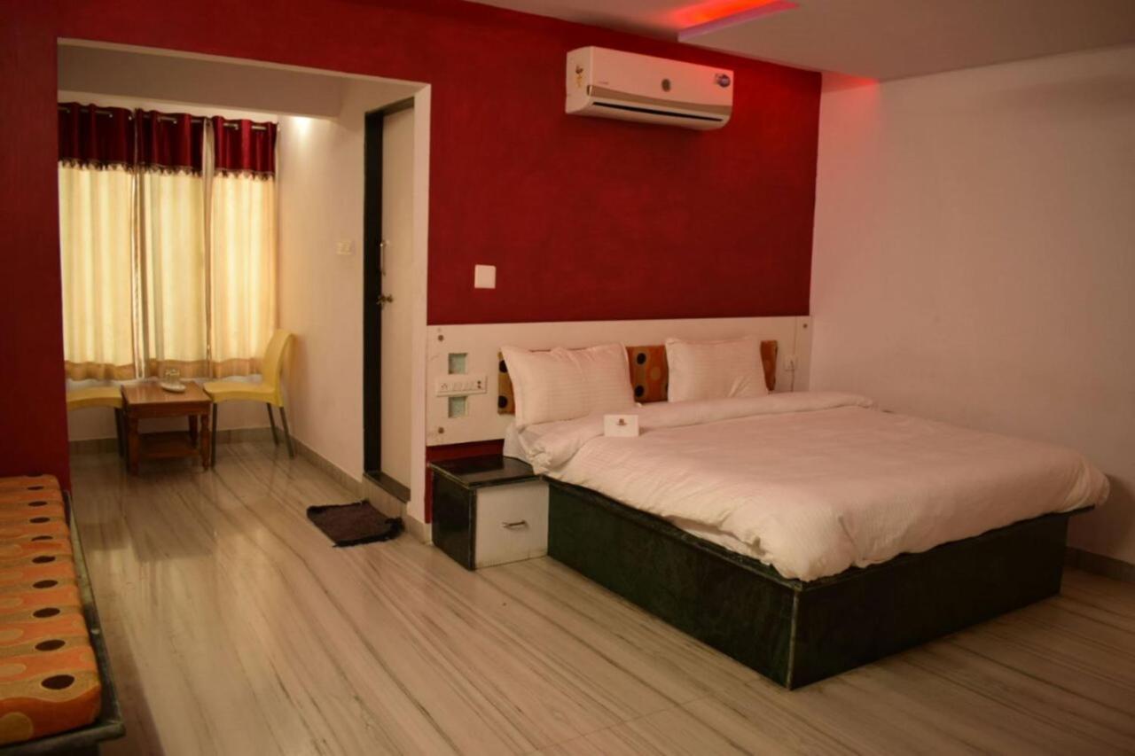 Times Raj Mahal Hotel Nāthdwāra Zewnętrze zdjęcie