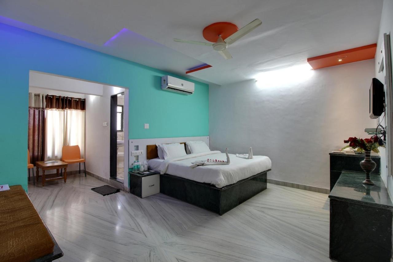 Times Raj Mahal Hotel Nāthdwāra Zewnętrze zdjęcie